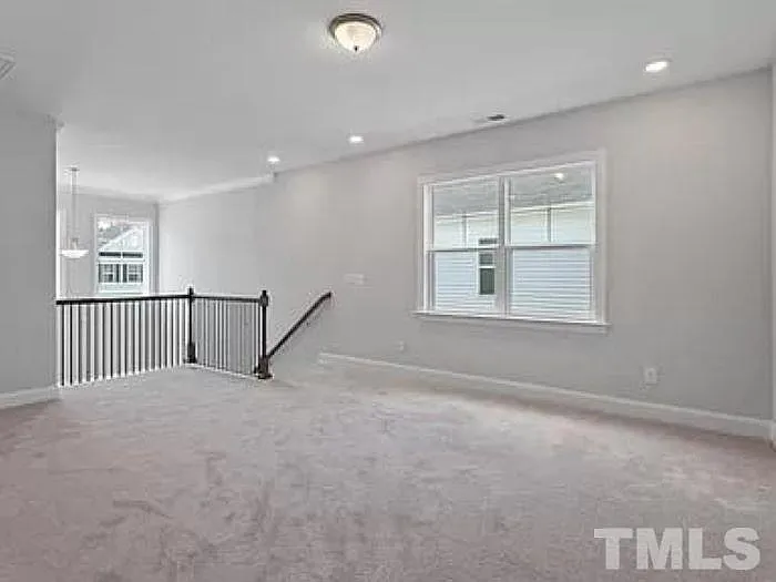 2237 Jollay St — Photo 13