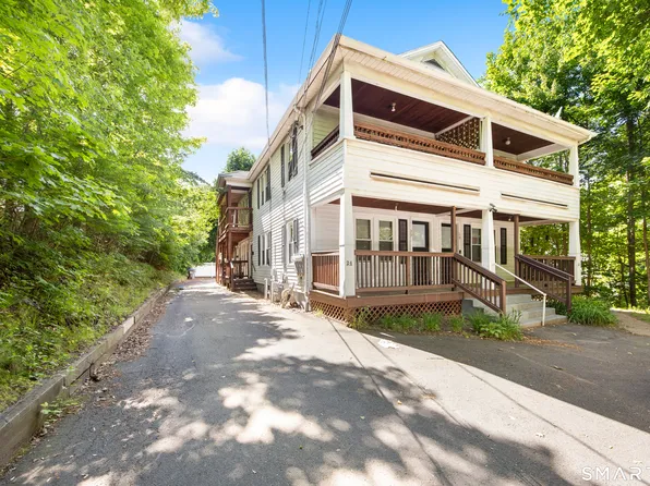 18 Arch Street, Manchester, CT 06040