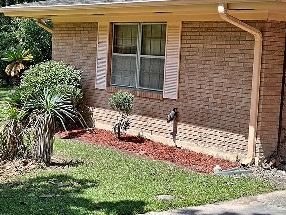 2nd image of 209 S Loftin Ave