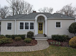 1611 Colonial Ave, Greensboro, NC 27408