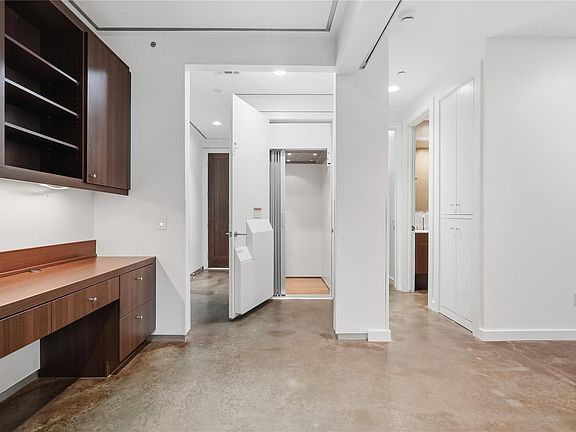 4th image of 5409 Hidalgo St Unit D