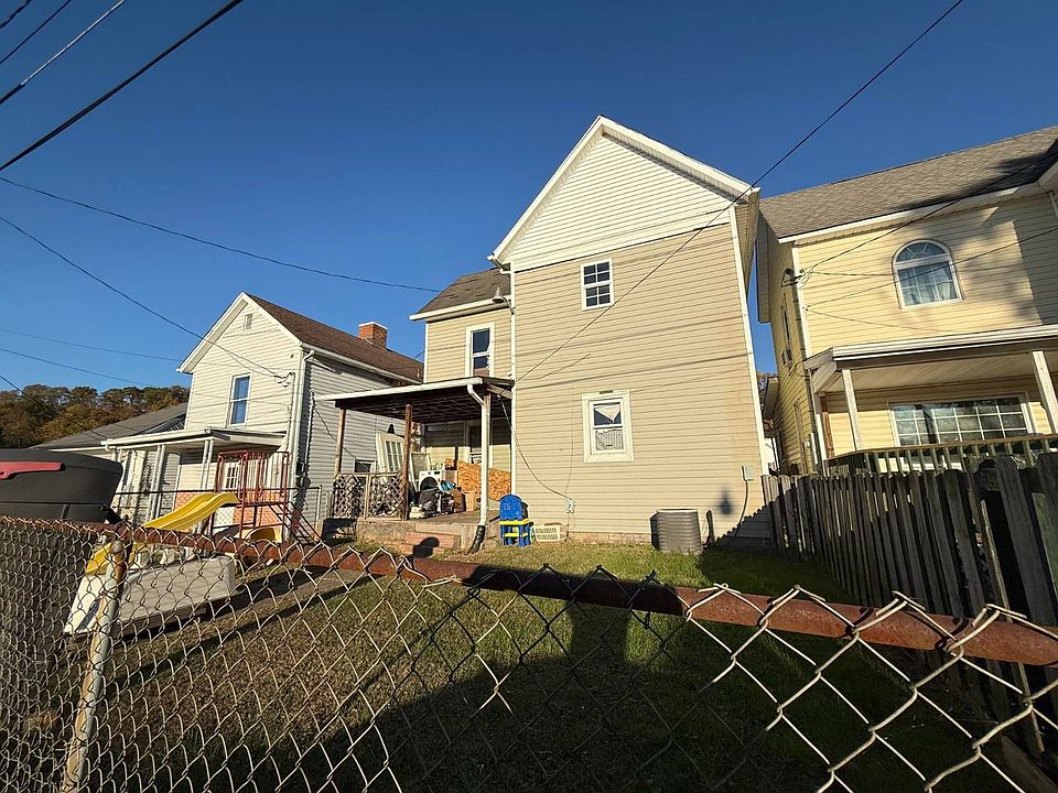 2nd image of 1108 Nutter St