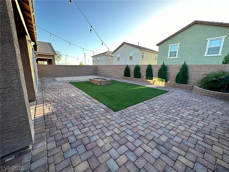 8118 Allie Hope St — Photo 2