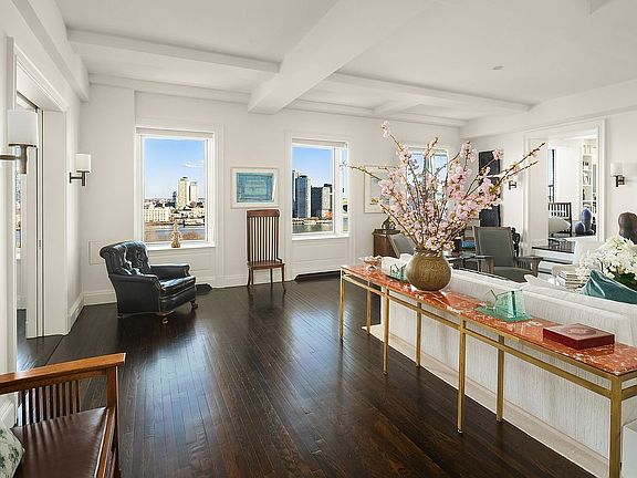 2nd image of 450 E 52nd St APT 15