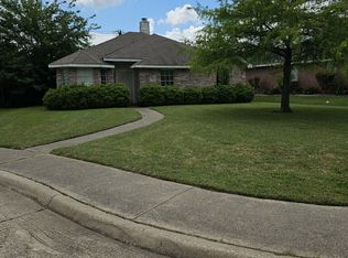 7512 Wood Slope Dr, Dallas, TX 75249
