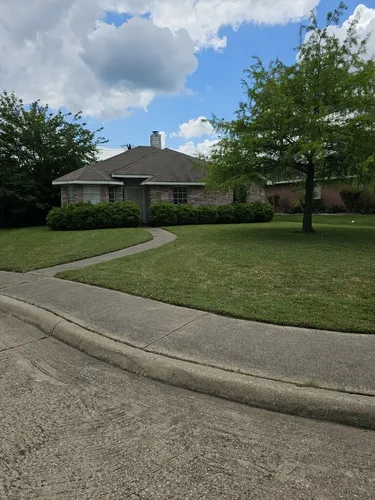 7512 Wood Slope Dr Photo 1