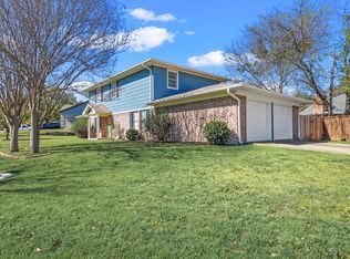 1104 Cozby West Ct, Fort Worth, TX 76126