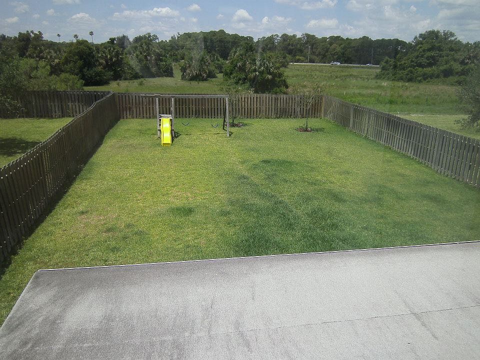 2nd image of 1780 Brookshire Cir