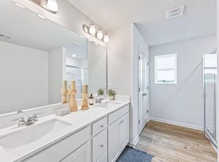 5329 Melbourne Ln, Flowery Branch, GA 30542