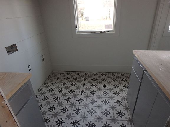 4th image of 323 Penrose Pl Lot 144