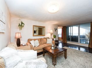 1515 Lakeshore Rd E #807, Mississauga, ON L5E 3E3