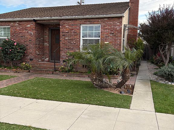 3rd image of 340 Pomona Ave