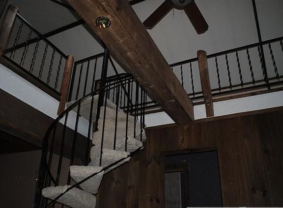 4th image of 1120 Lawson Ave E