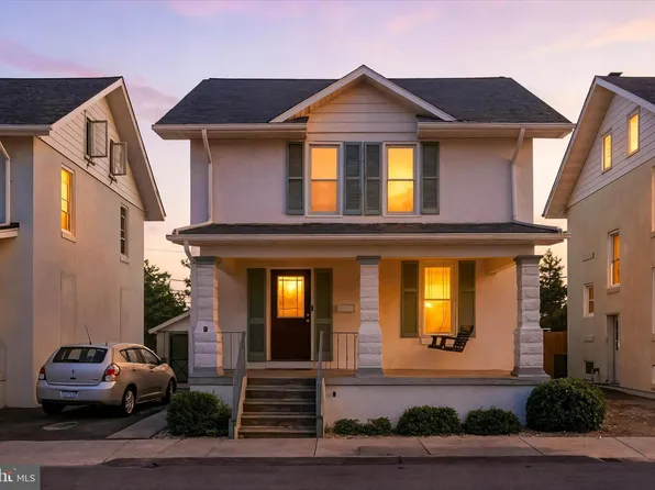 317 Prince St, Littlestown, PA 17340