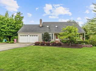 35 Manners Rd, Ringoes, NJ 08551