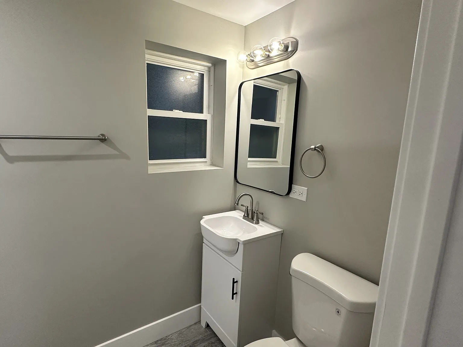 1429 N Fairfield ave - G — Photo 3
