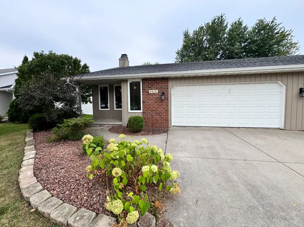 2410-2412 E Ridge Ter, Green Bay, WI 54311