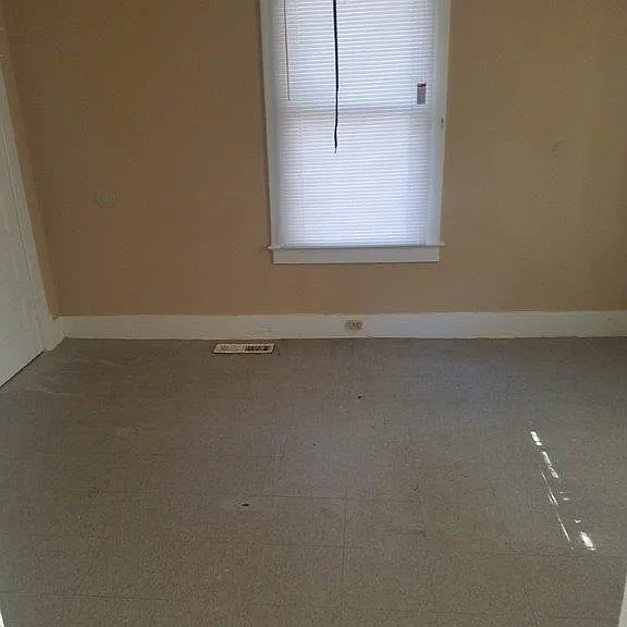 3240 Coleman Ave — Photo 2