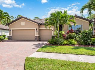 3893 Treasure Cove Cir, Naples, FL 34114