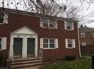 1537 Saint George Ave, Roselle, NJ 07203