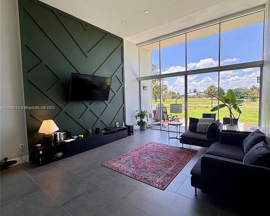 1st image of 6755 Brookline Dr #6755