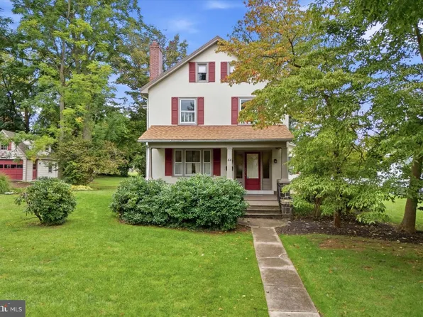 44 6th Ave, Collegeville, PA 19426