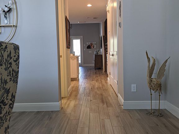 Entry way