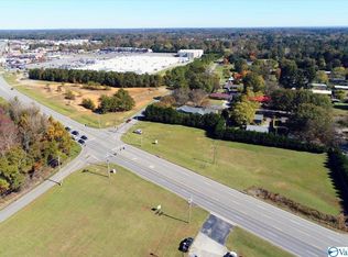 Cherokee Ave SW, Cullman, AL 35055