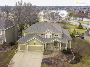 5821 W 147th Pl, Overland Park, KS 66223