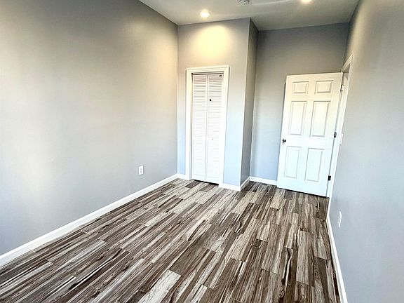 3rd image of 644 Newark Ave APT 4