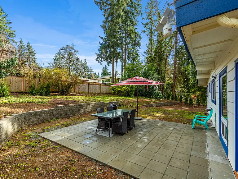14009 SE 37th Pl — Photo 22