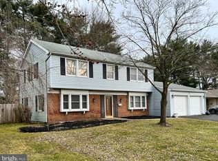 35 Goodwin Ln, Willingboro, NJ 08046
