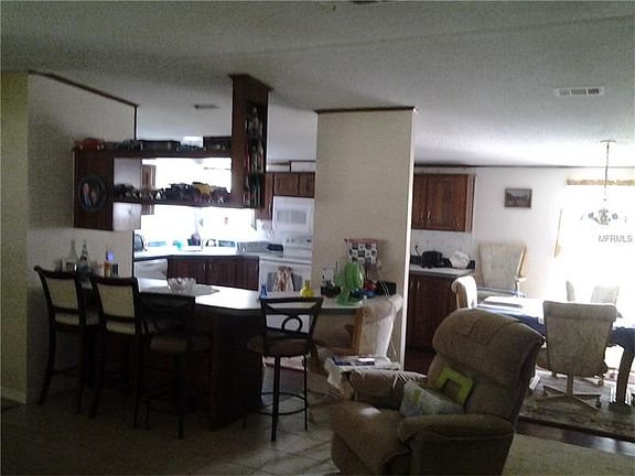 4th image of 12535 Spottswood Dr