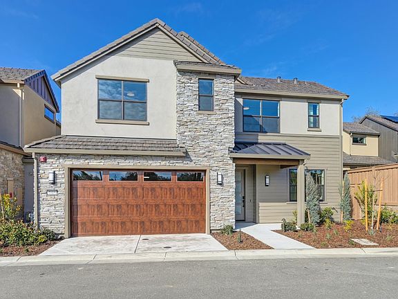 3rd image of 7115 Soleil Way