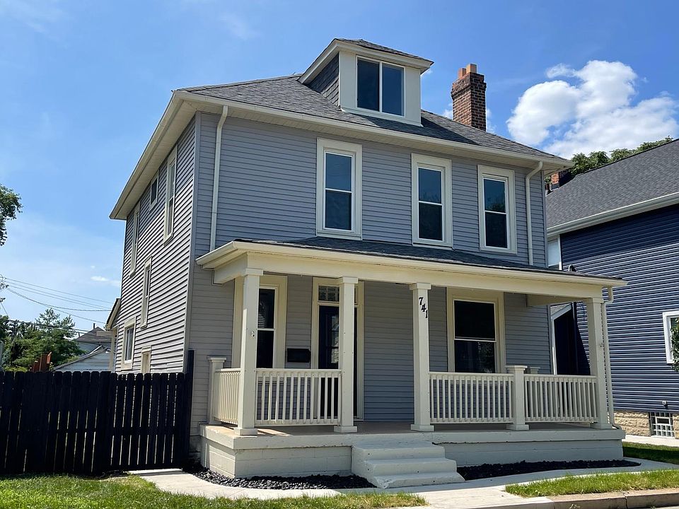 Front (S. 17th)