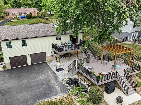 2nd image of 7712 Whitehall Cir E
