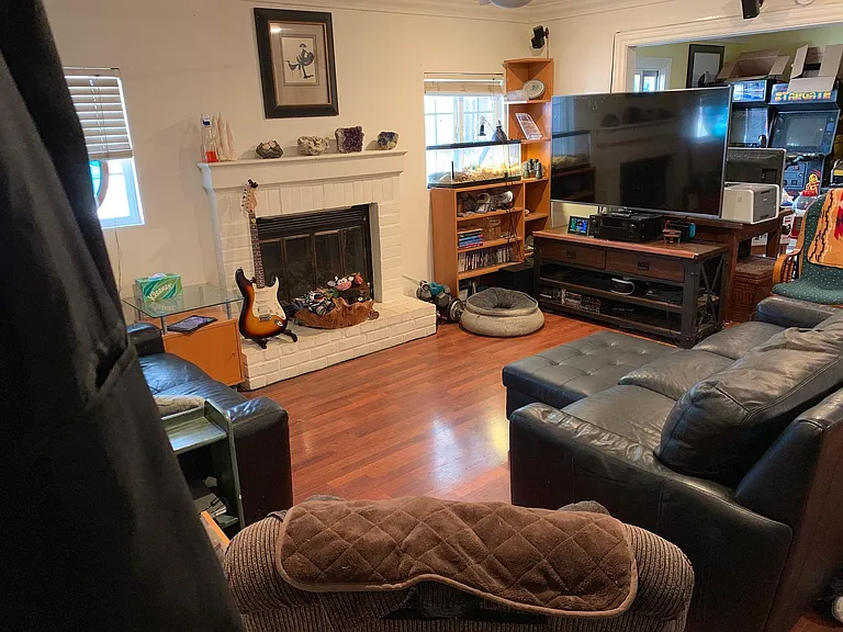1154 Schaupp Ct — Photo 4