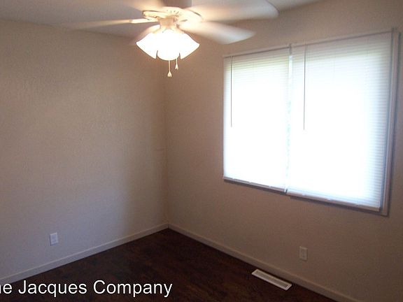 4th image of 189 Sunflower Cir