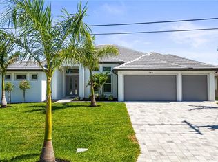 2304 SW 38th Terrace Cpe, Cape Coral, FL 33914