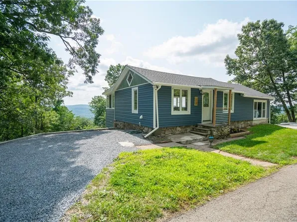 12 Ann Place, Lake Peekskill, NY 10537