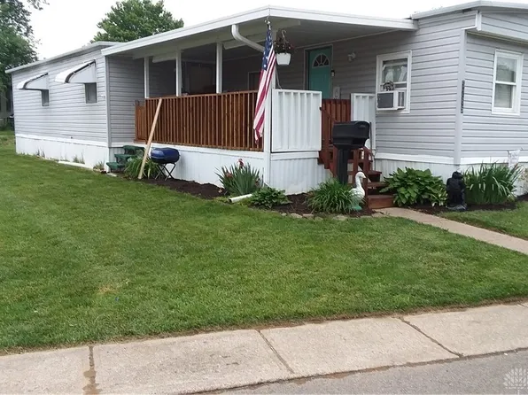 5265 Upperton Dr, Miamisburg, OH 45342