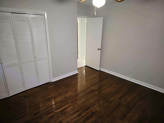 5th image of 215 W Coleman Ave