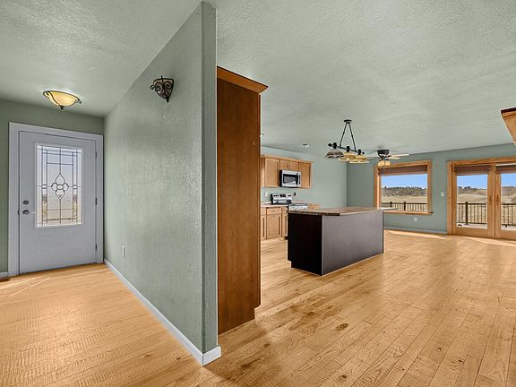 3rd image of 11650 Aidell Ct