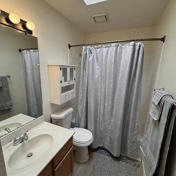4921 Edwards Dr NE — Photo 15