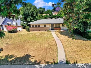 7515 Magnolia Ave, Riverside, CA 92504