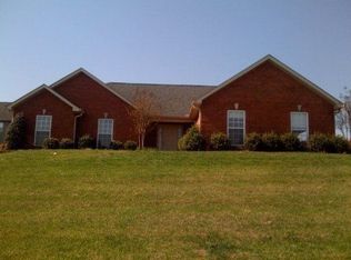 130 Portland Dr, Lenoir City, TN 37771