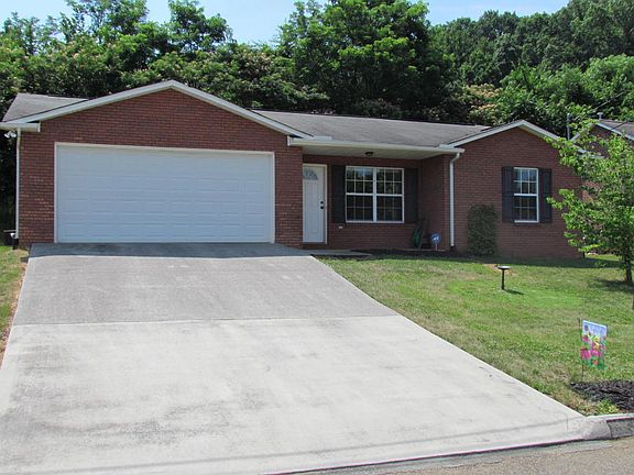 3rd image of 1848 Tillery Square Ln