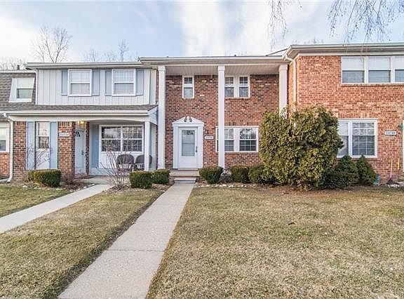 2nd image of 24750 Olde Orchard St #9