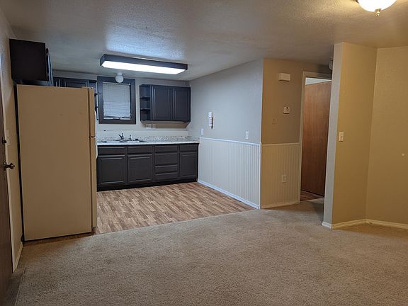 2nd image of 2224 Eastland St APT 4