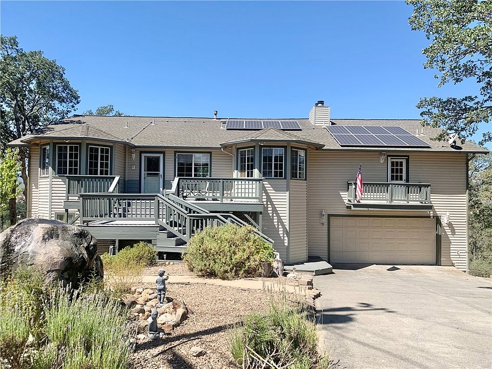 1st image of 18076 Vista Point Ct